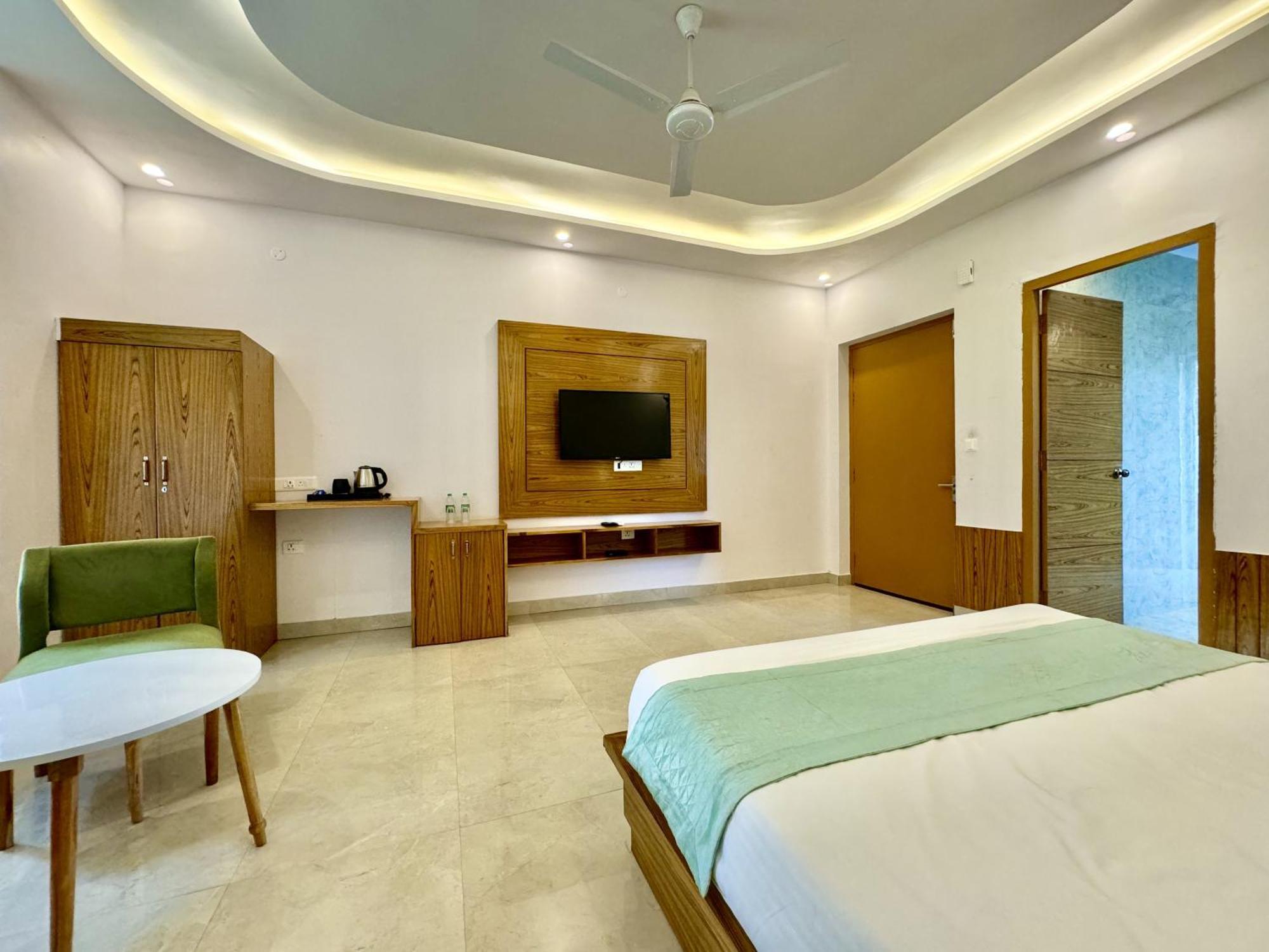 רמנגר The White Oak Corbett Spa & Resort מראה חיצוני תמונה