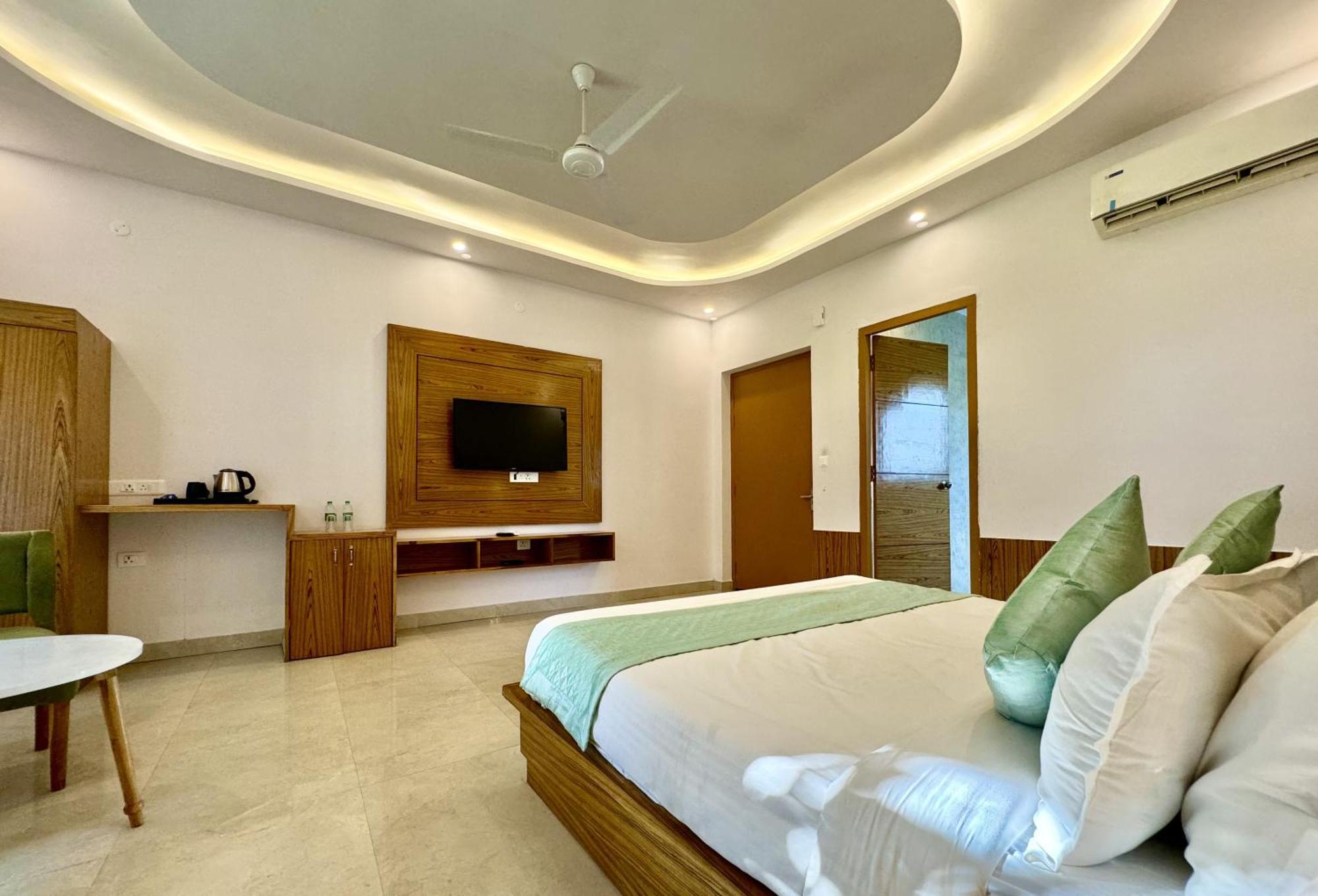 רמנגר The White Oak Corbett Spa & Resort מראה חיצוני תמונה