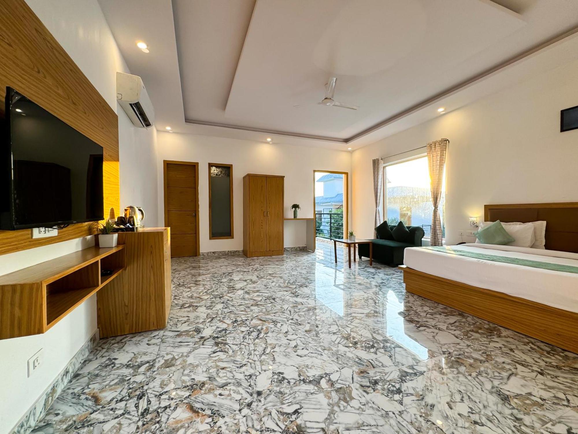 רמנגר The White Oak Corbett Spa & Resort מראה חיצוני תמונה