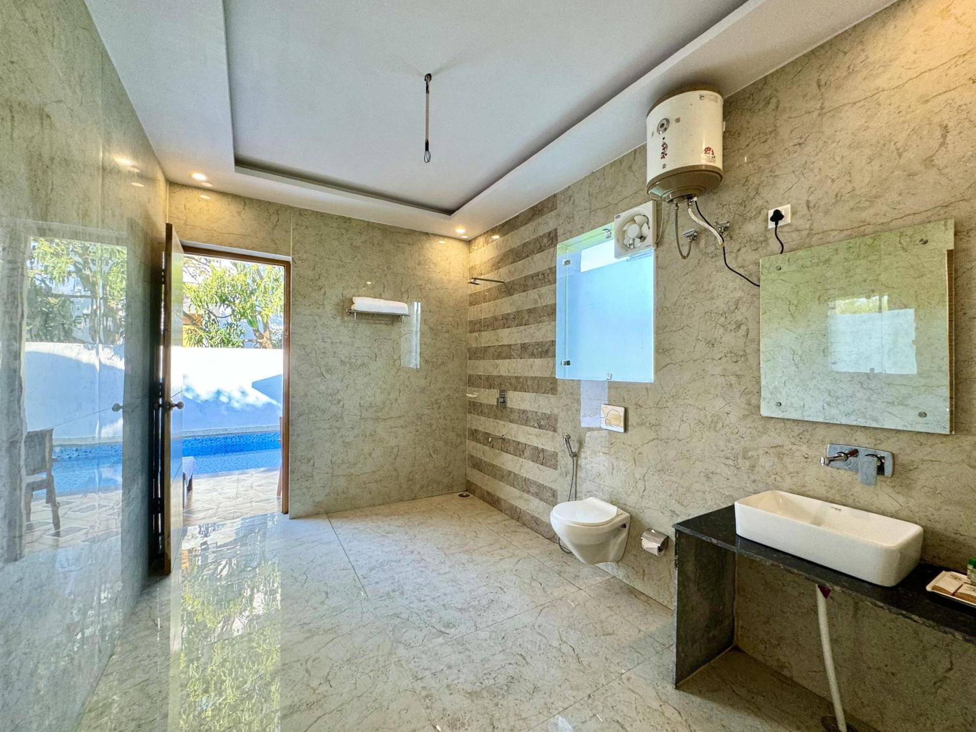 רמנגר The White Oak Corbett Spa & Resort מראה חיצוני תמונה