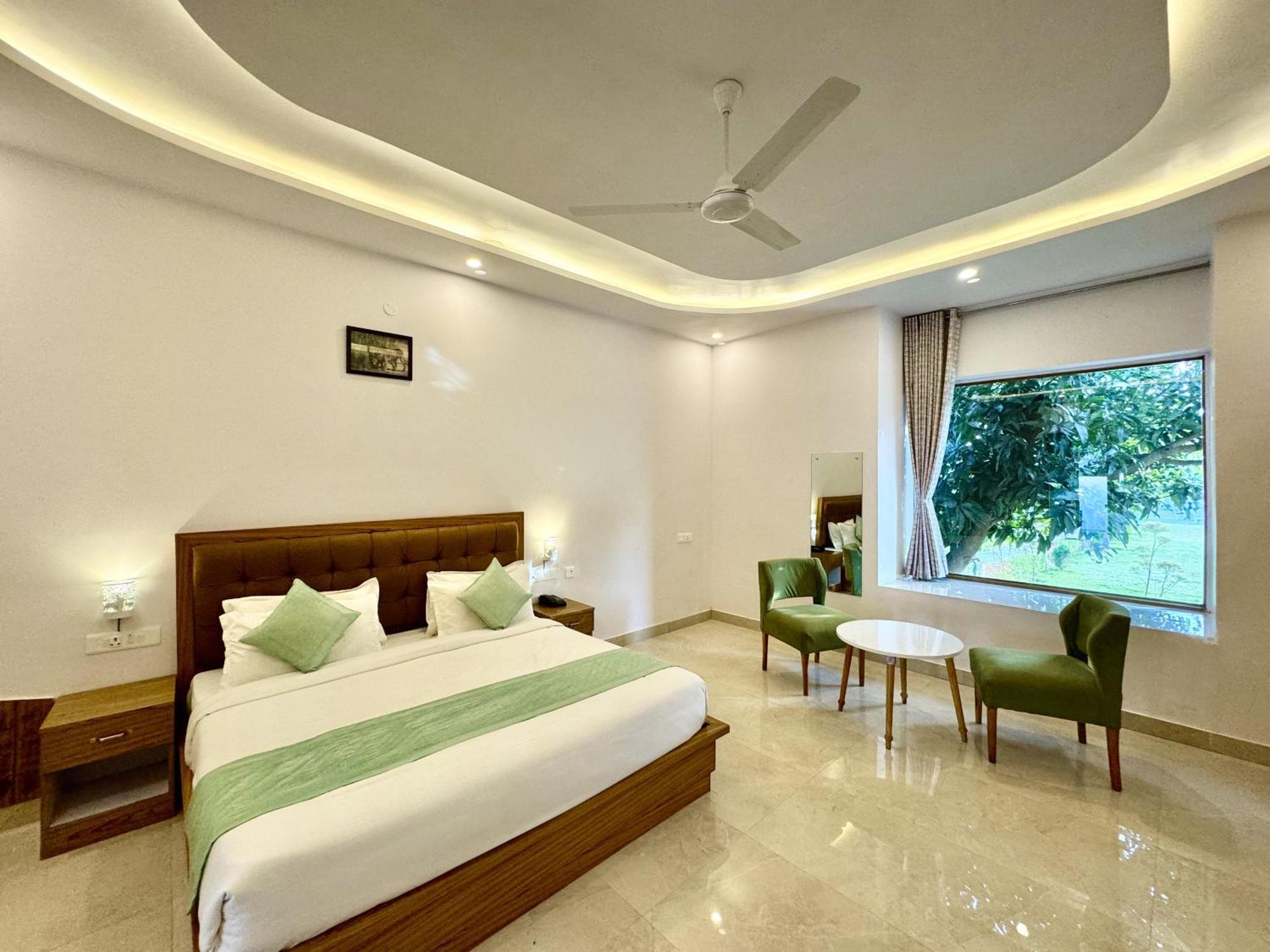 רמנגר The White Oak Corbett Spa & Resort מראה חיצוני תמונה