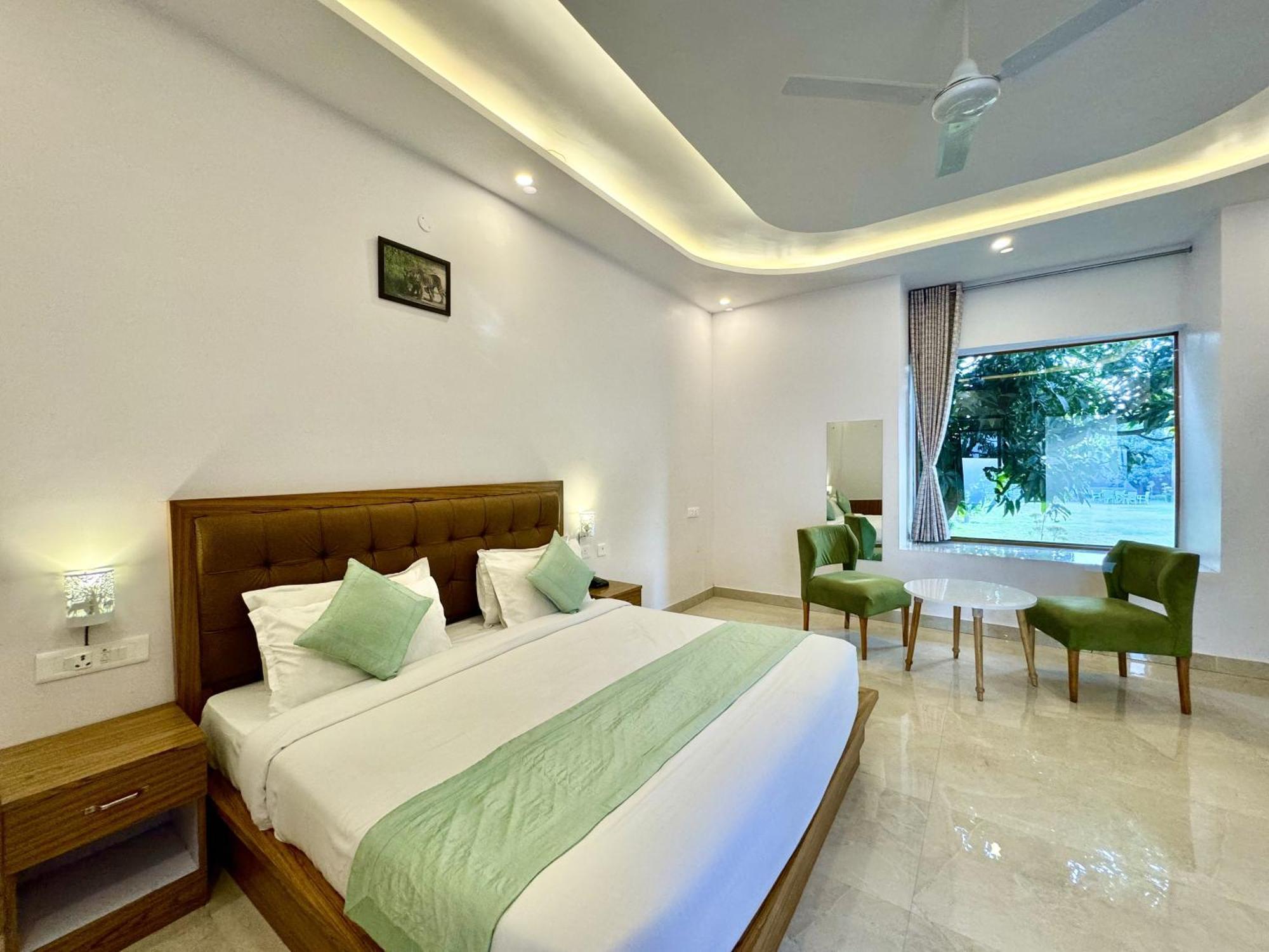 רמנגר The White Oak Corbett Spa & Resort מראה חיצוני תמונה
