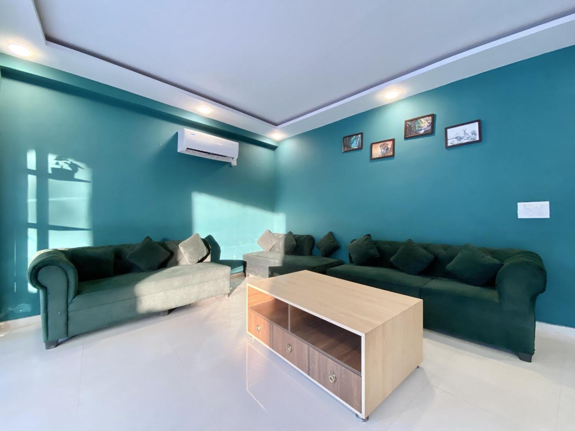 רמנגר The White Oak Corbett Spa & Resort מראה חיצוני תמונה